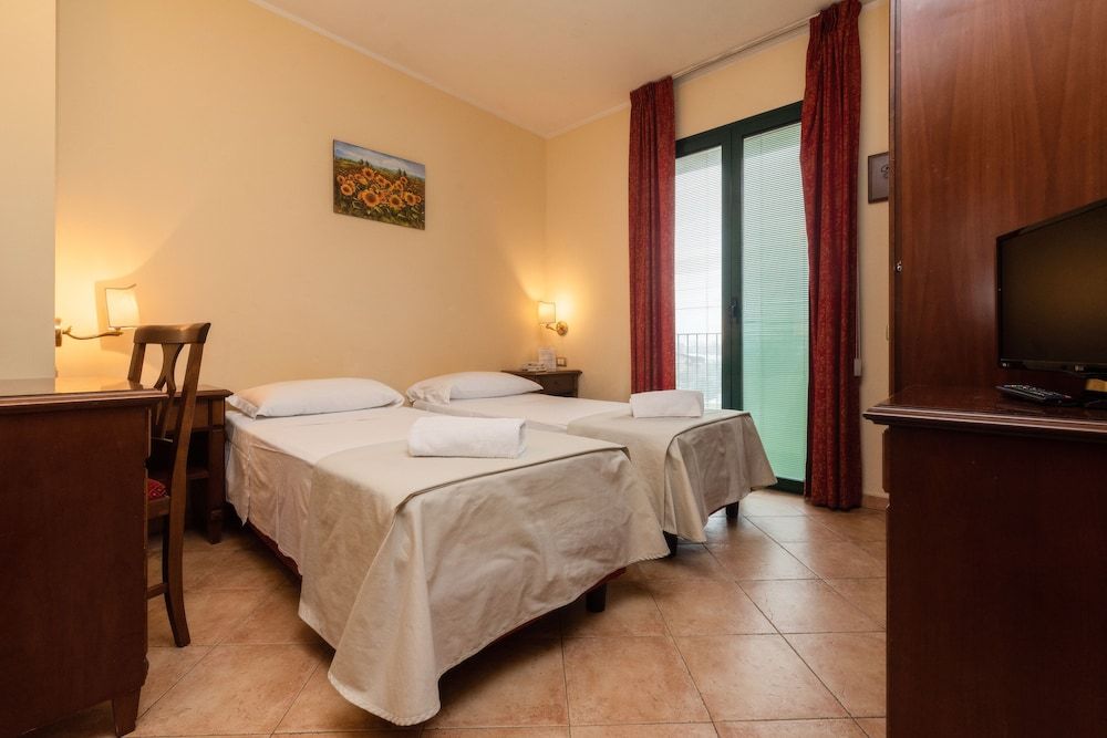 Casa Betania Basic Double Room 3