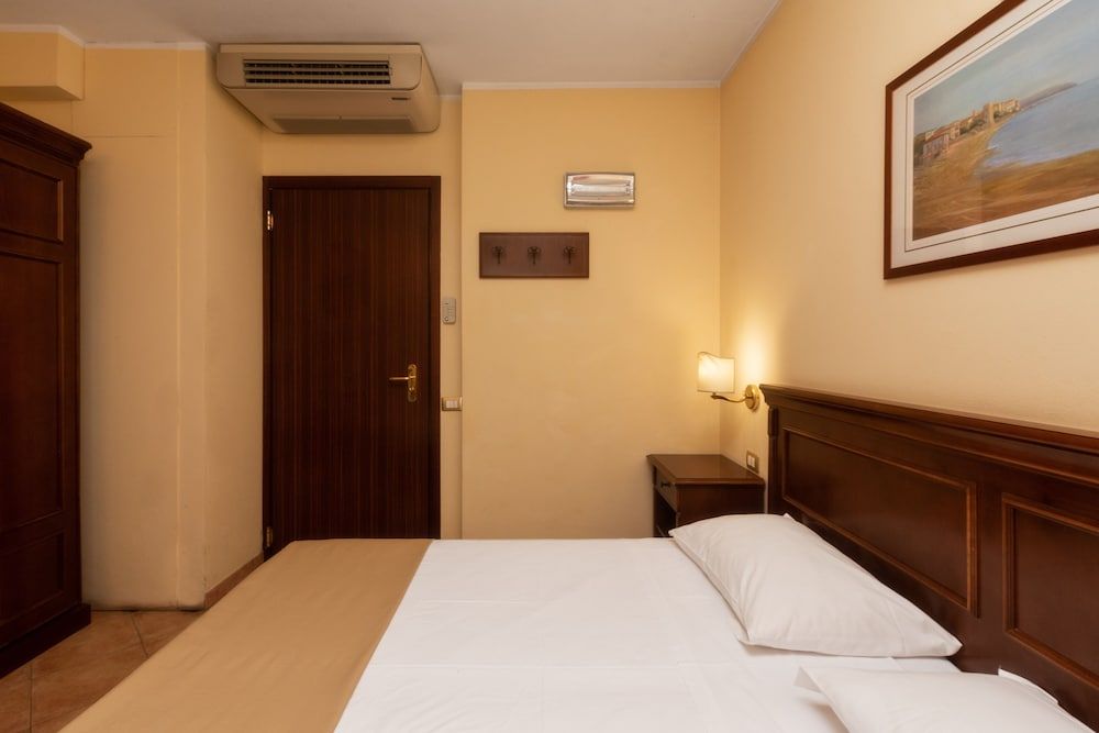 Casa Betania Basic Double Room 2