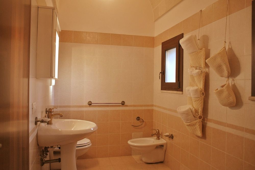 Agriturismo Masseria Nuova Quadruple Room, Refrigerator, Garden View 6