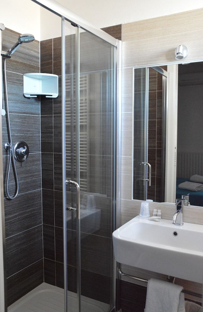 Hotel Caesar Quadruple Room, 1 Bedroom 2