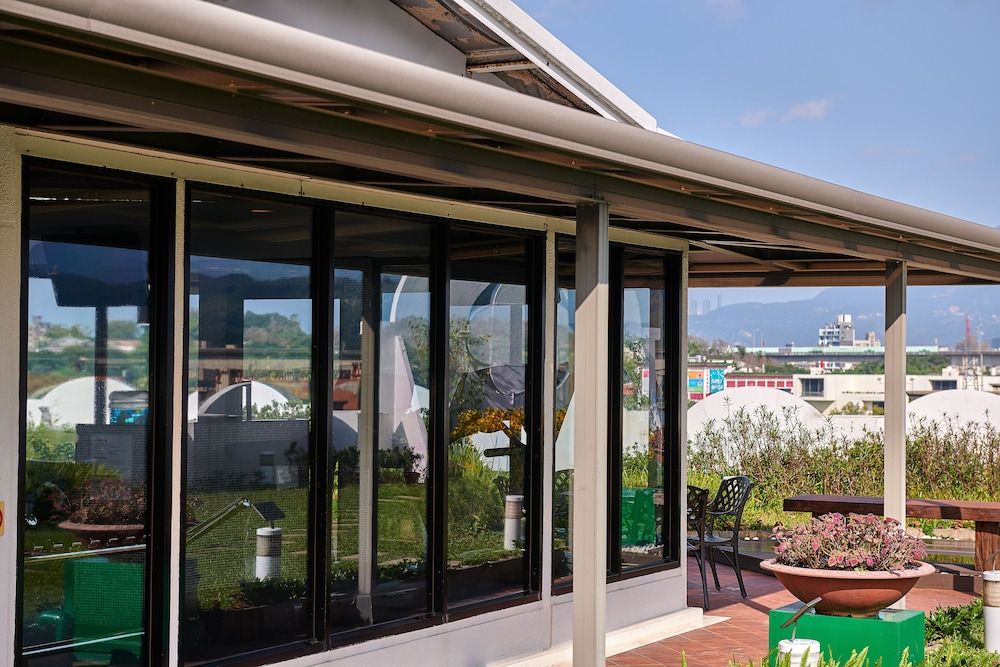 undefined The Riviera Hotel 8