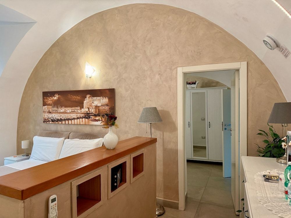 Chiaia Suites Family Suite 7