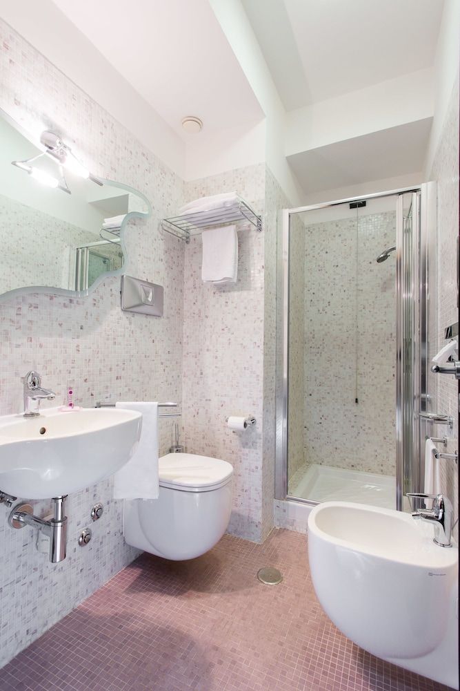 Hotel Majorana Single Room 9