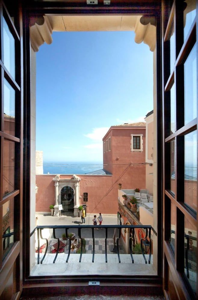 Porta Di Mezzo Luxury suites and rooms Luxury Double Room, Sea View 4