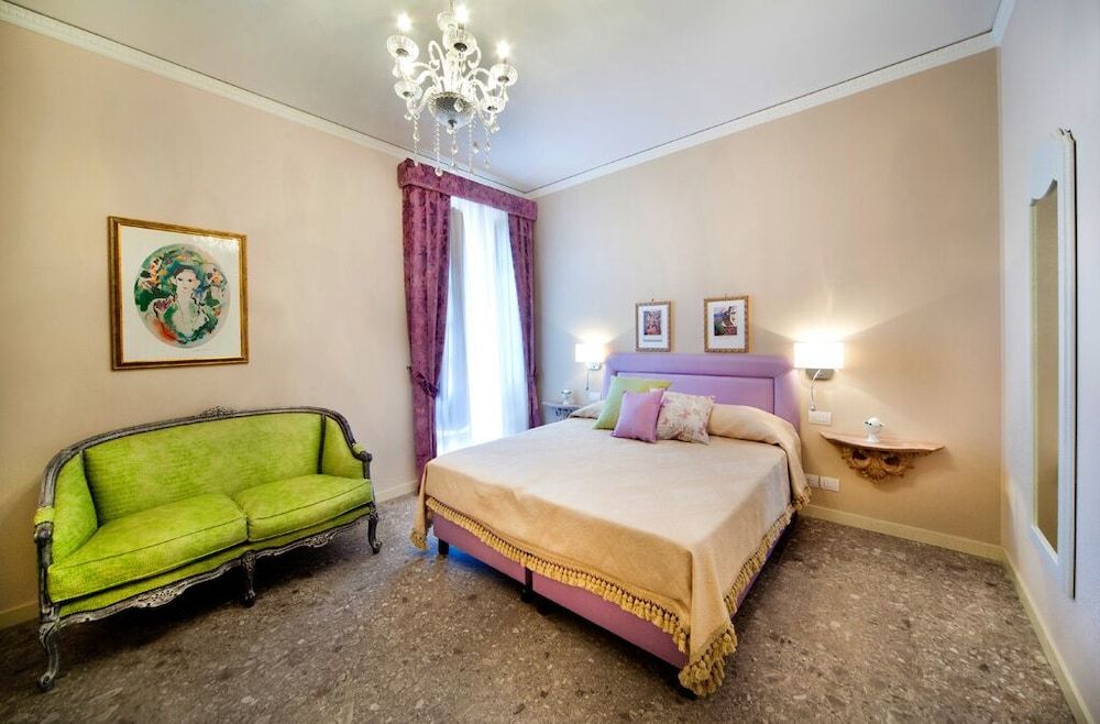Porta Di Mezzo Luxury suites and rooms Luxury Double Room, Sea View 2