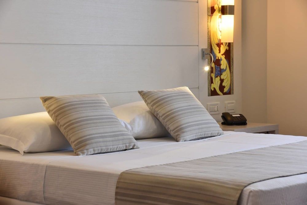 Executive Room, Multiple Beds