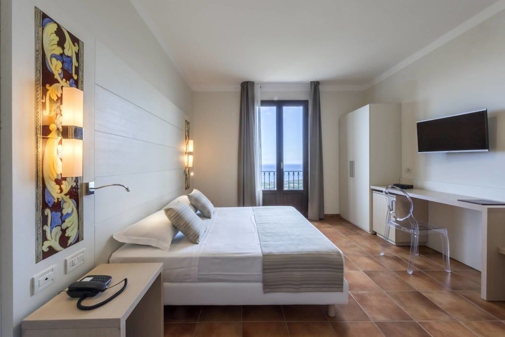Executive Room, Multiple Beds