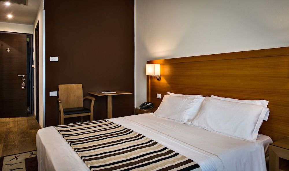 Sardegna Hotel, Suites & Restaurant Classic Double or Twin Room 4