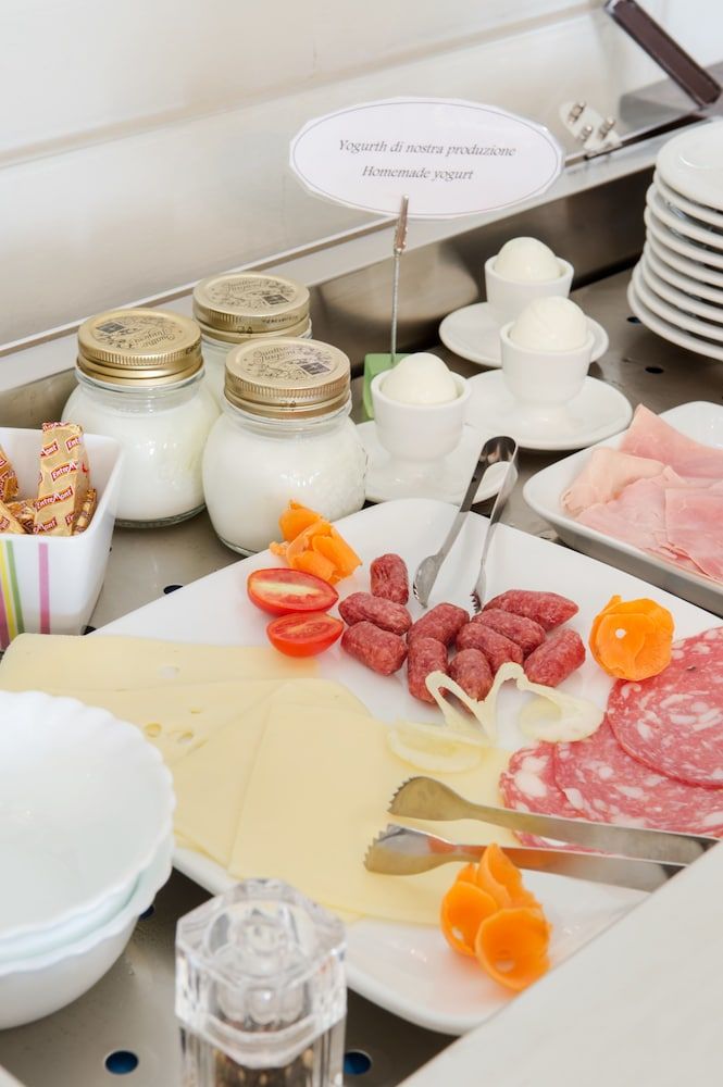 undefined Alloro B&B 5