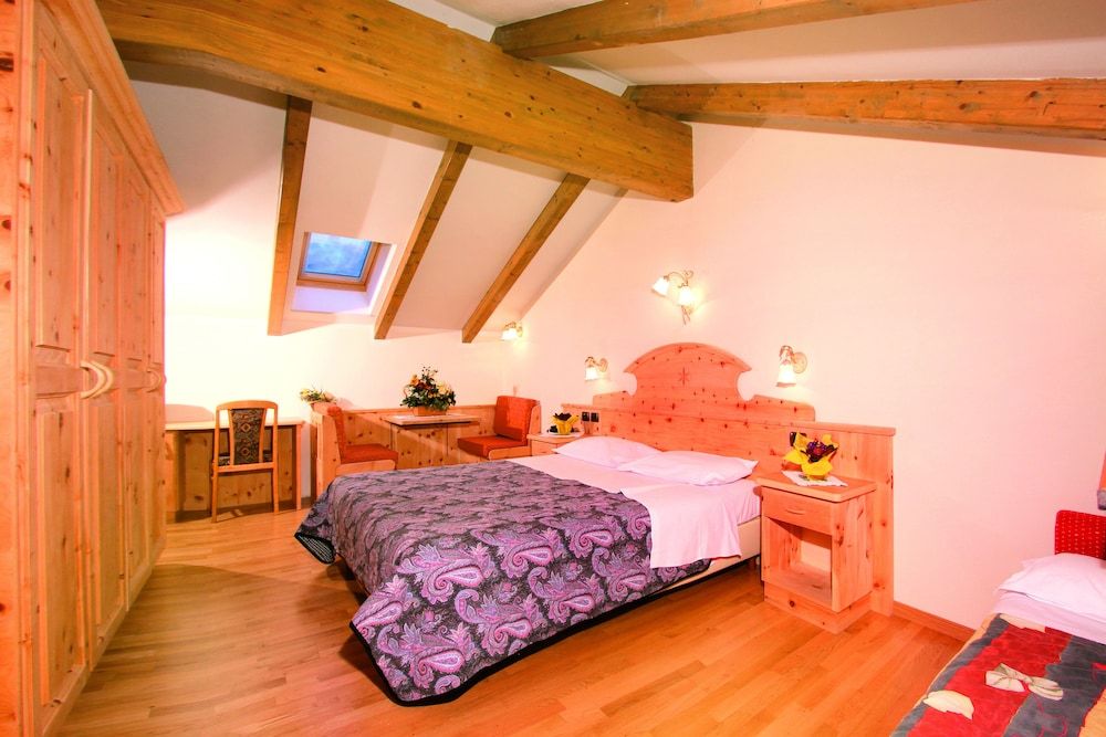 Classic Double or Twin Room