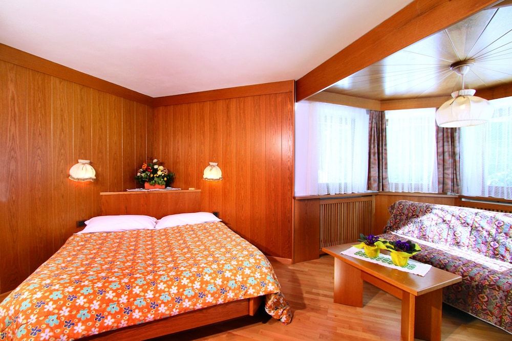 Classic Triple Room