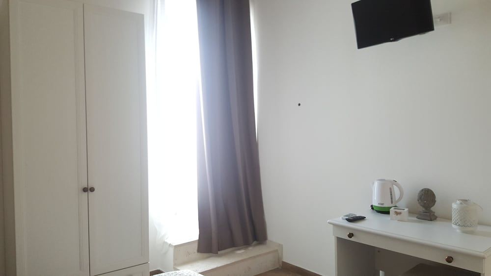 Cinisi Vacanze 2.0 Deluxe Double Room, Terrace 6