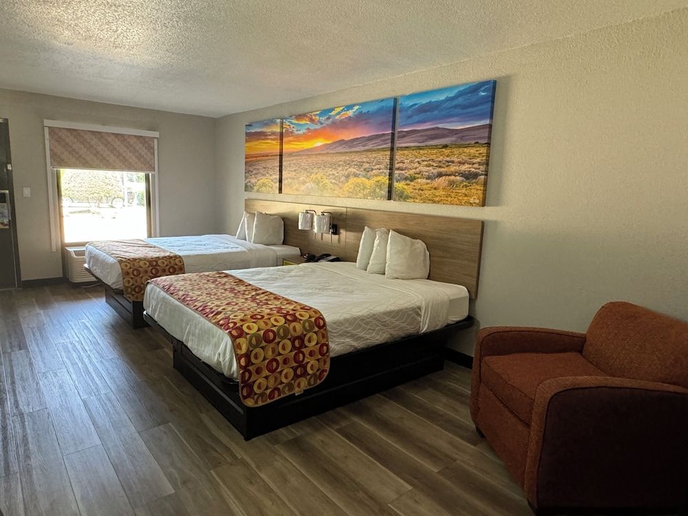 Room, 2 Queen Beds, Non Smoking