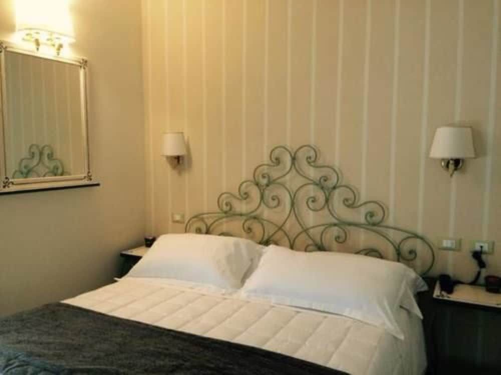 undefined Hotel Borgo Antico 2