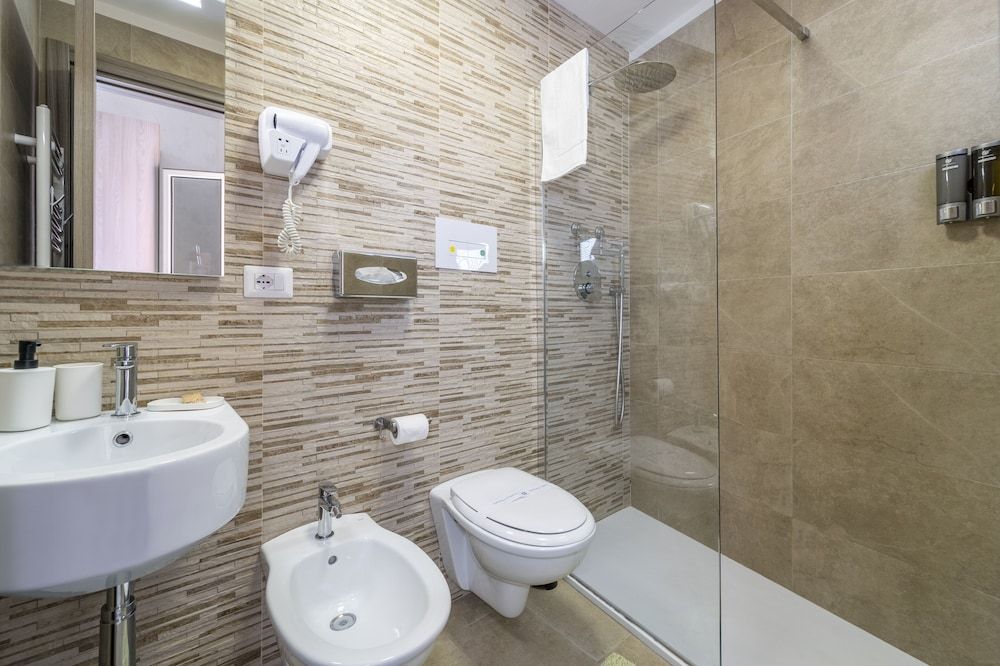 B&B Eraclio Comfort Room, 1 Bedroom, City View 11