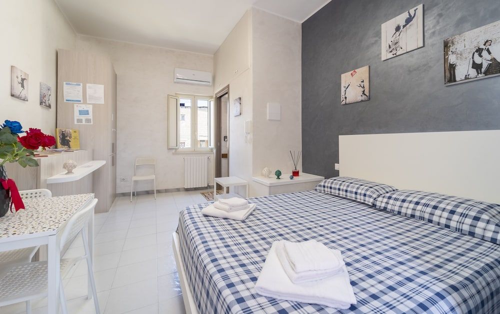 B&B Eraclio Comfort Room, 1 Bedroom, City View 3