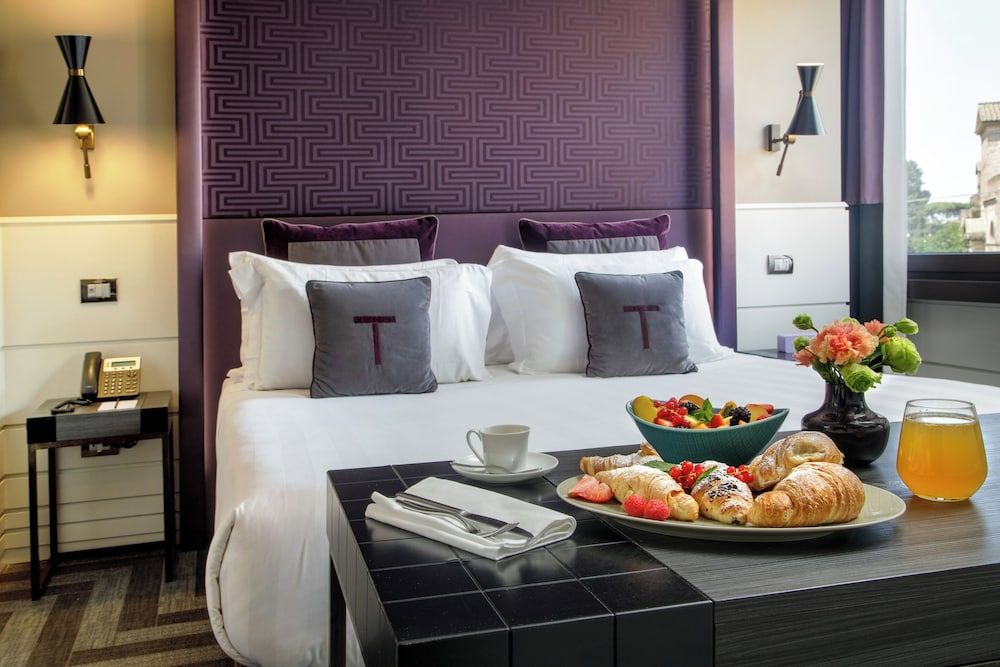 The Tribune, part of JdV by Hyatt Room, 1 King Bed