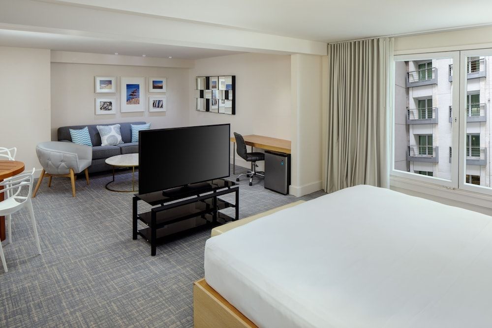 Allegria Hotel Junior Suite Interior View