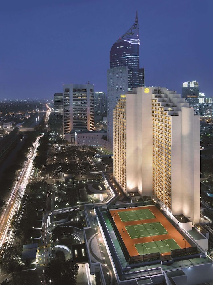 undefined Shangri-La Jakarta 3