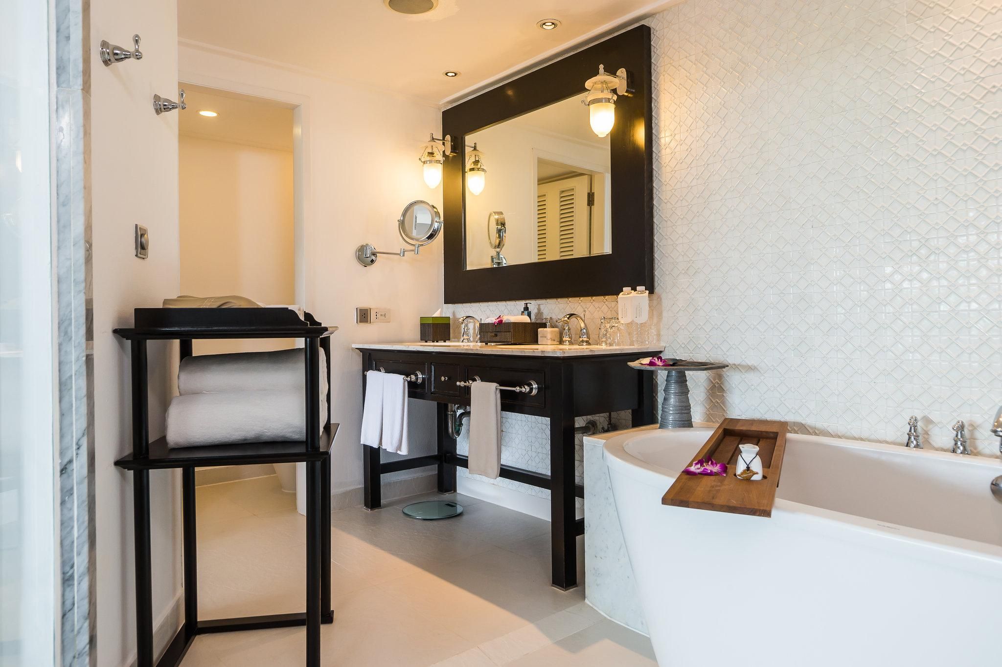 1 King Club Ocean View