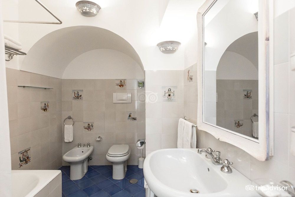 Villa La Tartana Standard Quadruple Room 2