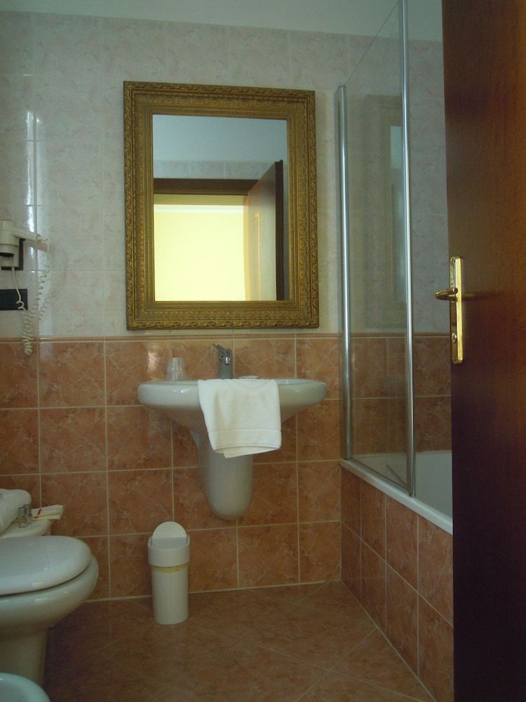 undefined Alloggi Marinella 8