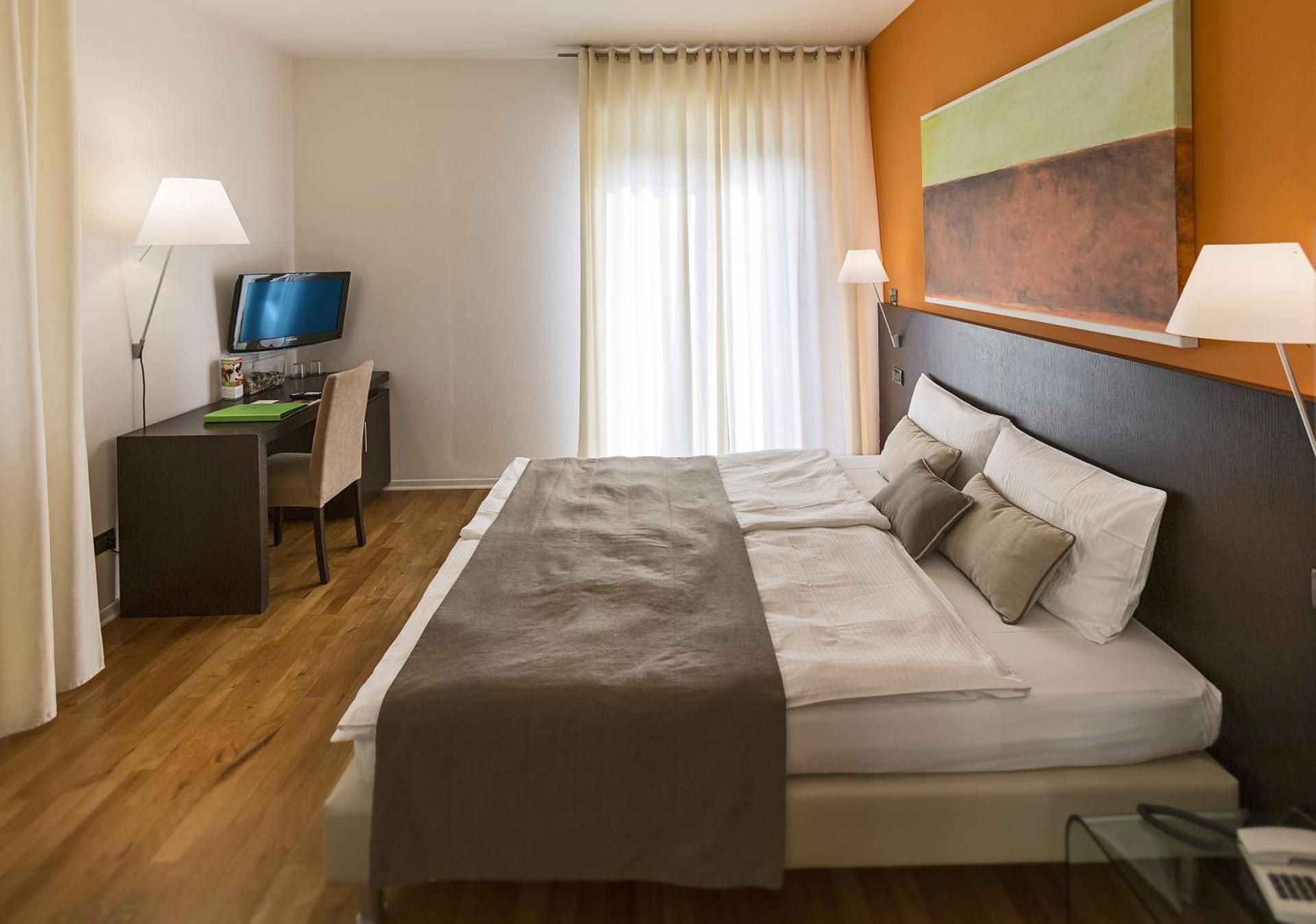 Double Room with Mountain View