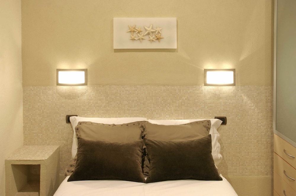 undefined Basilio 55 Rome 4