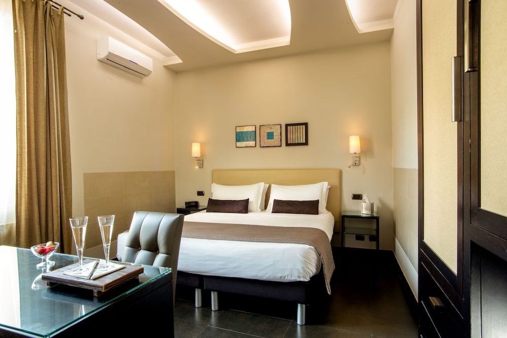 Basilio 55 Rome Double Room 4