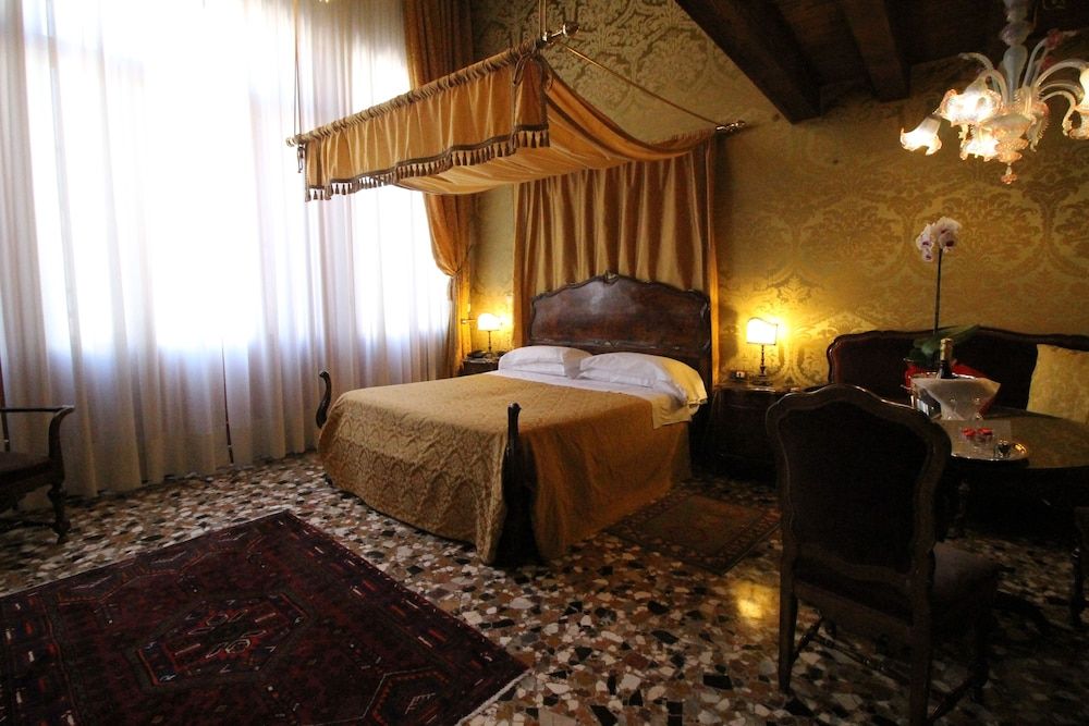 undefined Hotel Palazzo Abadessa 5