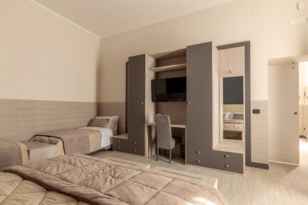 Mariella's House Deluxe Condo, 1 Bedroom, Kitchen 7