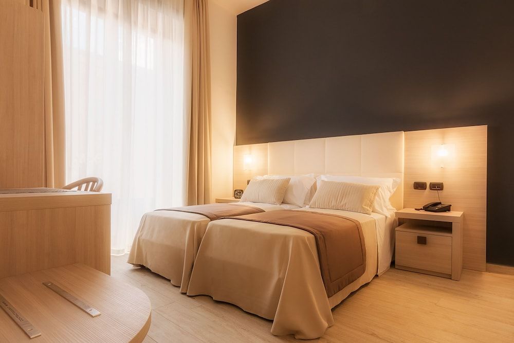 Mariella's House Deluxe Double or Twin Room 4