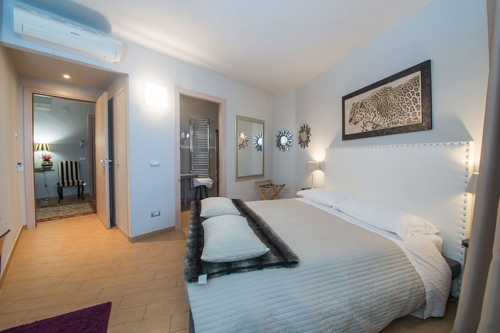 Deluxe Double or Twin Room, City View