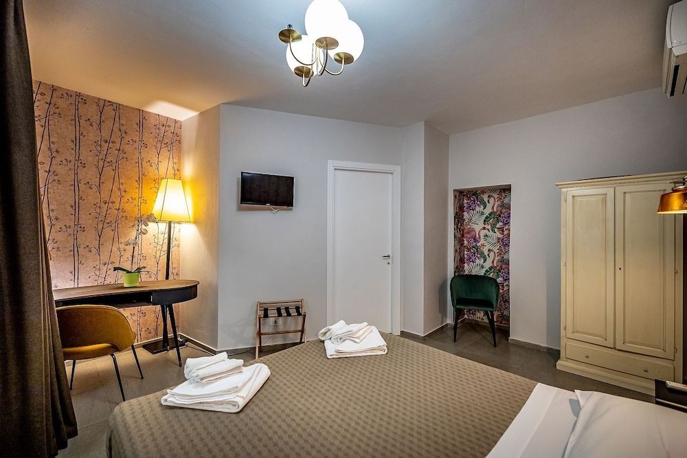 Residenza D'Epoca Al Numero 8 Standard Double Room 6