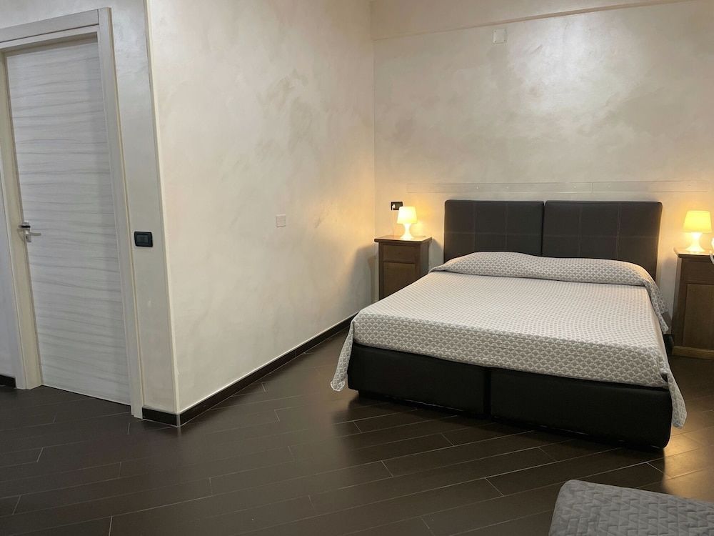 Hotel Toscano Double or Twin Room 3