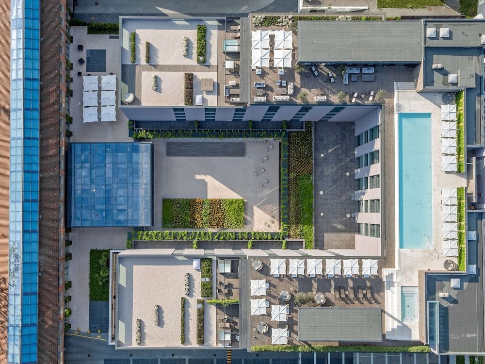 undefined Hilton Lake Como 6