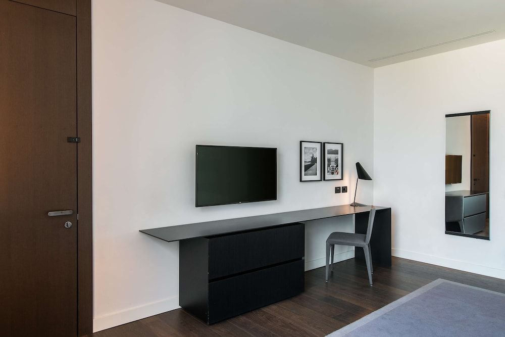 undefined Hilton Lake Como 10