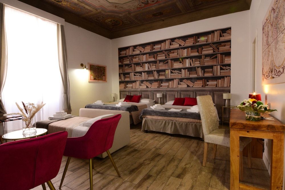 undefined Spagna Ave 2