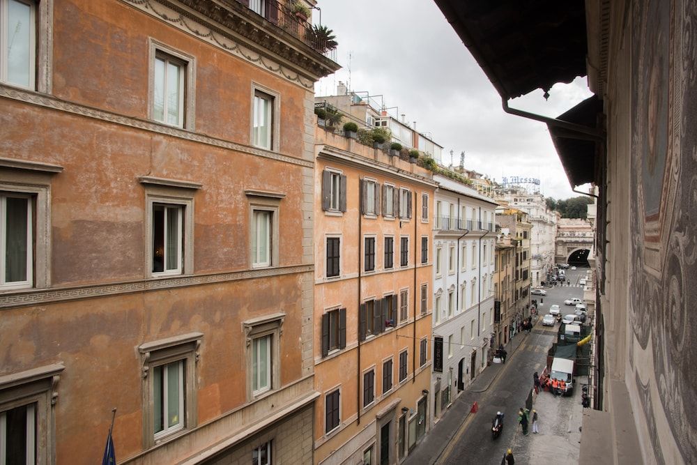 undefined Spagna Ave 7