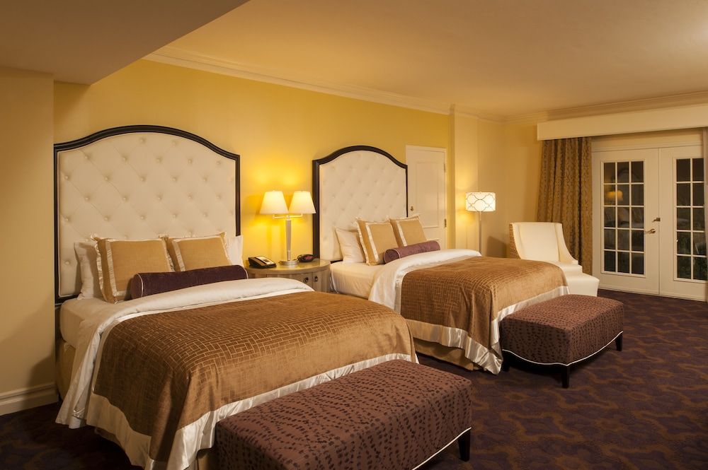 Room, 2 Queen Beds, Non Smoking