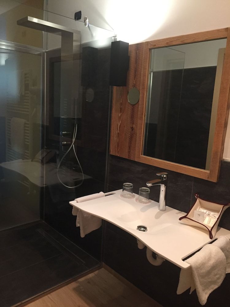 Hotel Chaberton Triple Room 3