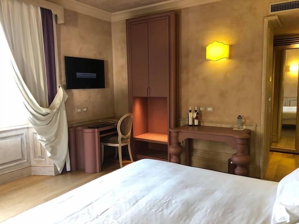 Villa Lattanzi Superior Double or Twin Room, Sea View 4