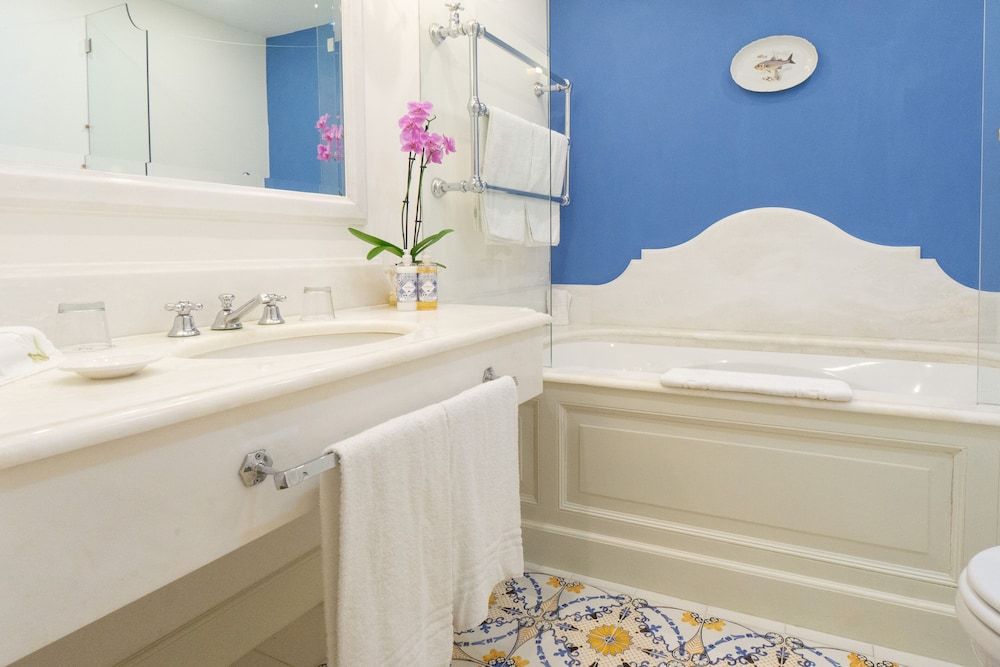 Palazzo Belmonte Luxury Suite, 1 King Bed with Sofa bed (Luxury Suite, second floor sofa bed) 5