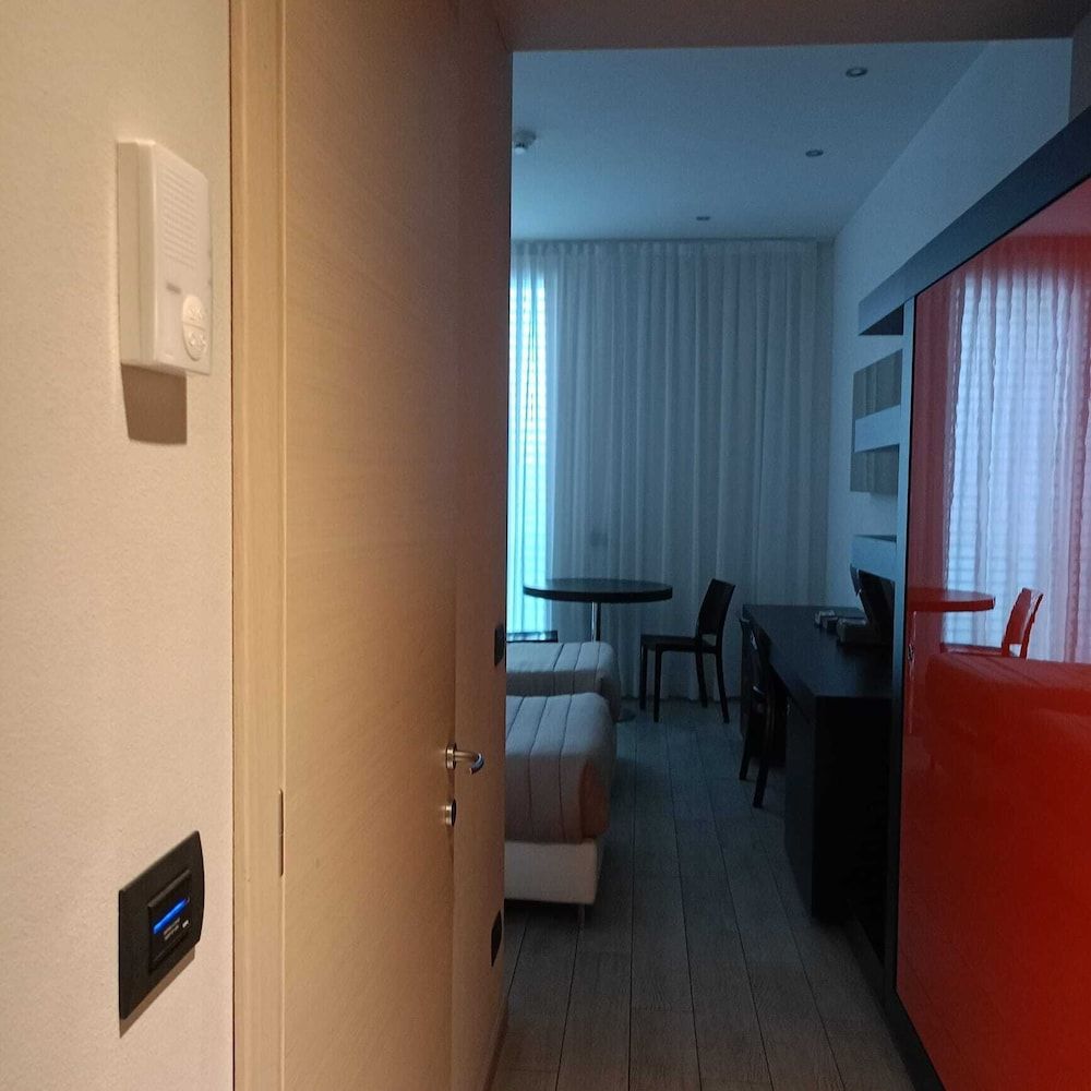 Blue Shades Aparthotel Standard Double or Twin Room 39