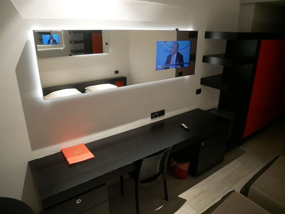 Blue Shades Aparthotel Standard Double or Twin Room 34