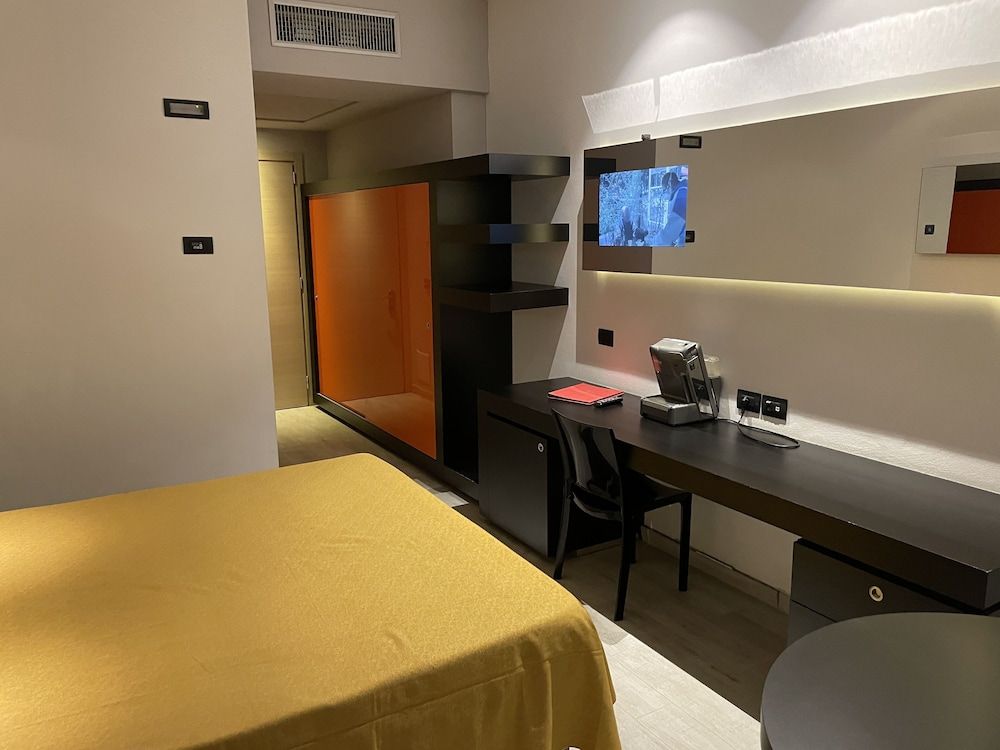 Blue Shades Aparthotel Standard Double or Twin Room 37