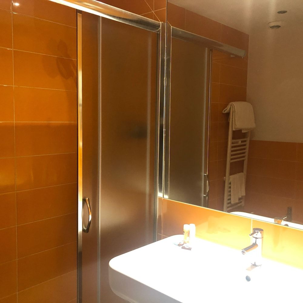 Blue Shades Aparthotel Standard Double or Twin Room 22