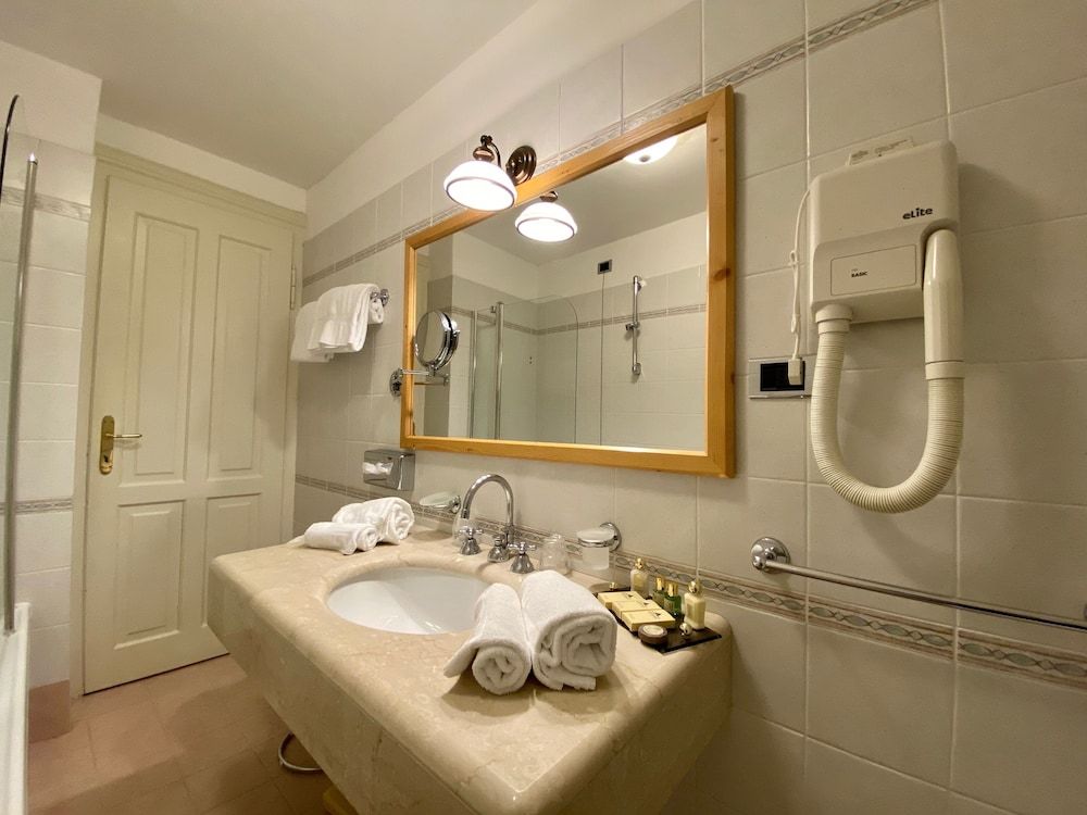 undefined Miramonti Majestic Grand Hotel 10