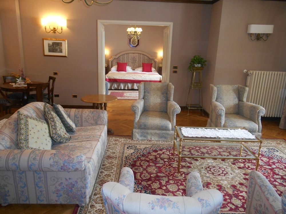 Miramonti Majestic Grand Hotel Presidential Suite, 1 King Bed 8