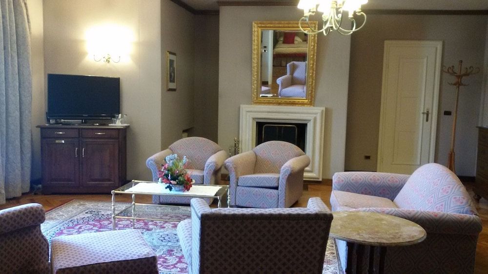 Miramonti Majestic Grand Hotel Presidential Suite, 1 King Bed 9